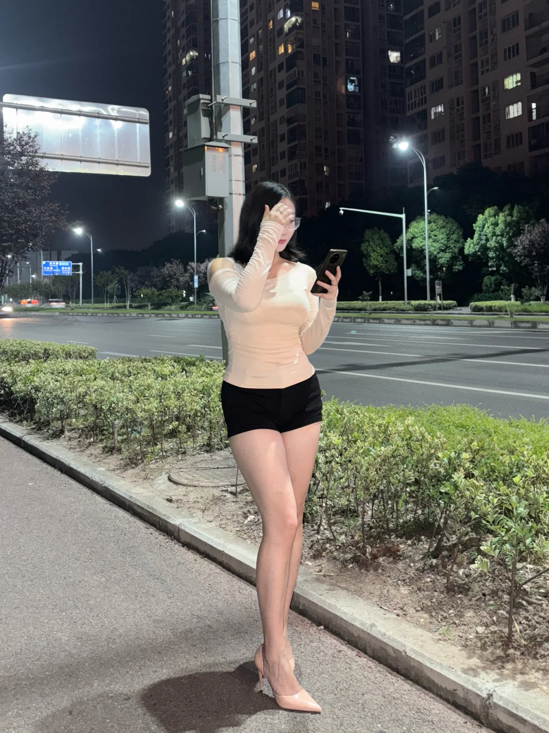 好久没穿高跟鞋了