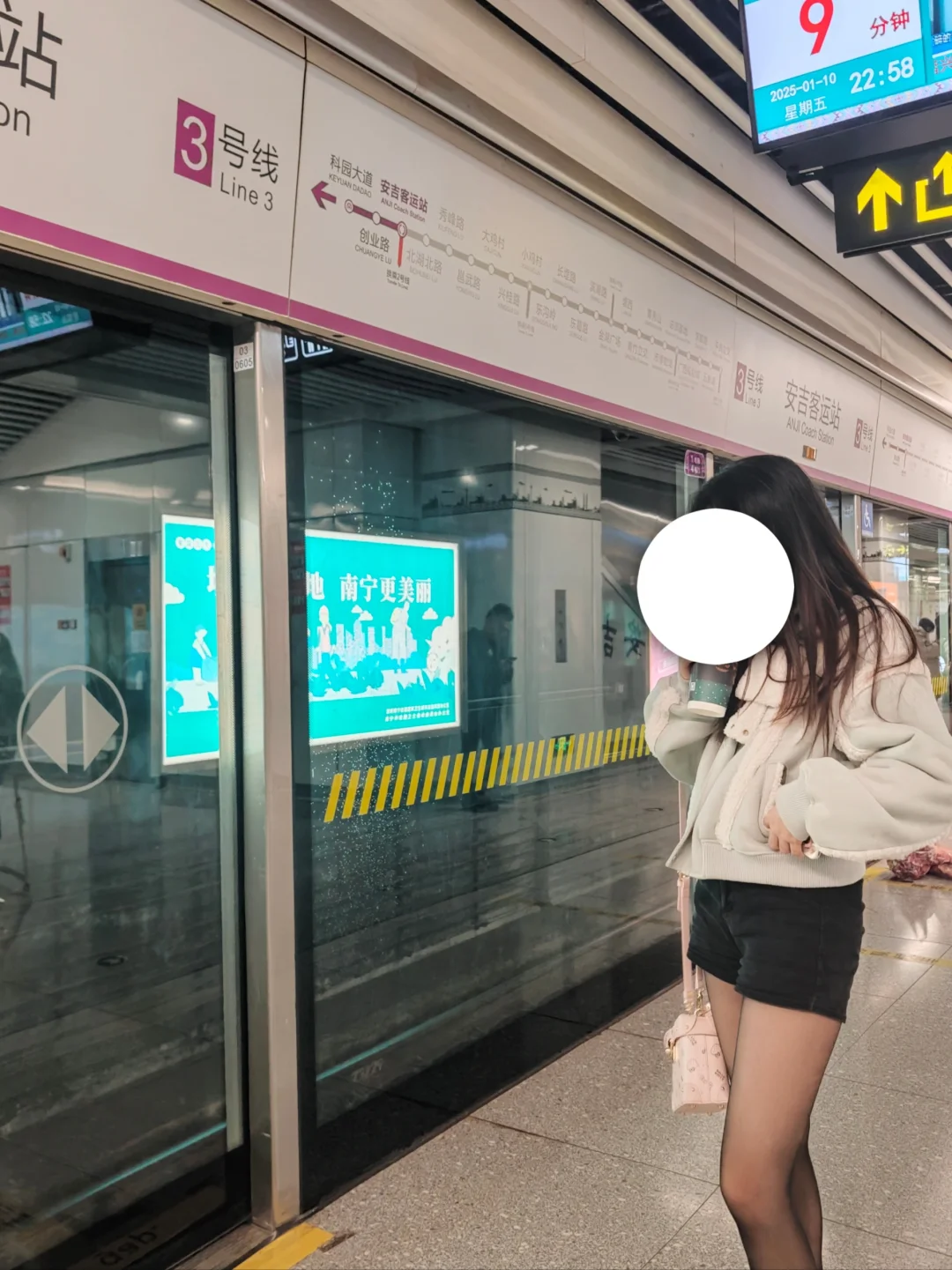 第一眼看哪里？小狗