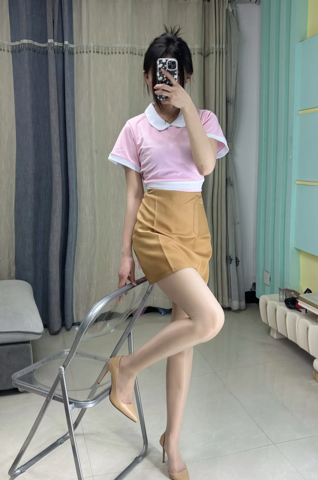 左滑帮我上身