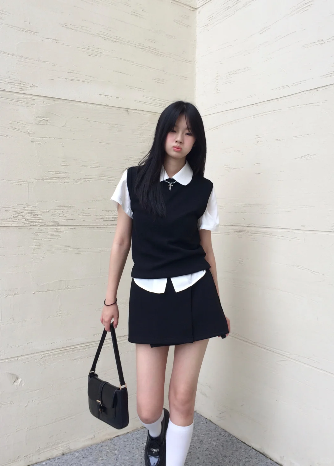 女大跟着模特学穿搭，面料版型说明白