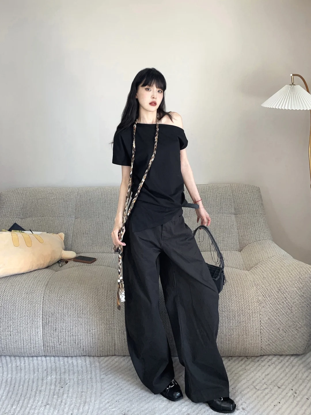 美女穿搭👩🏻‍🦰◼️◽️一身黑就是百穿不厌