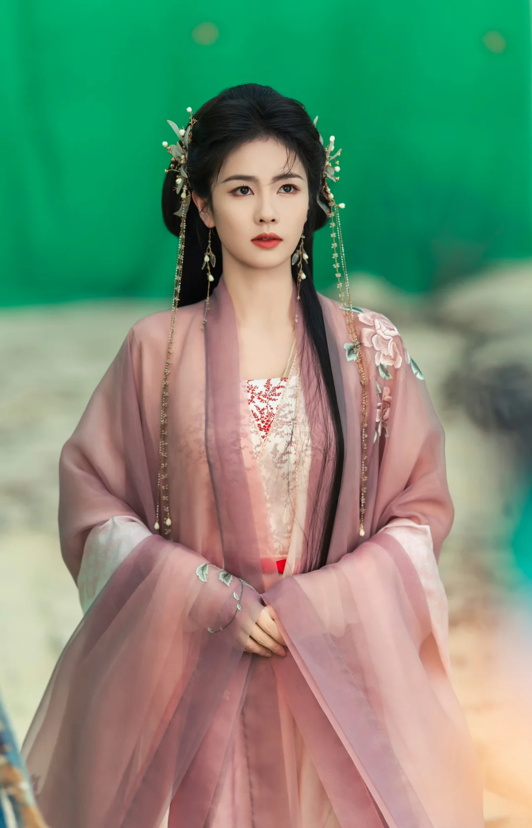 『临江仙』白鹿妆造盘点✨