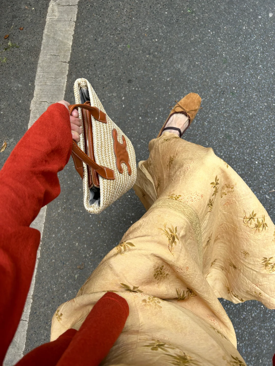 忍痛买了一堆长裙👗……