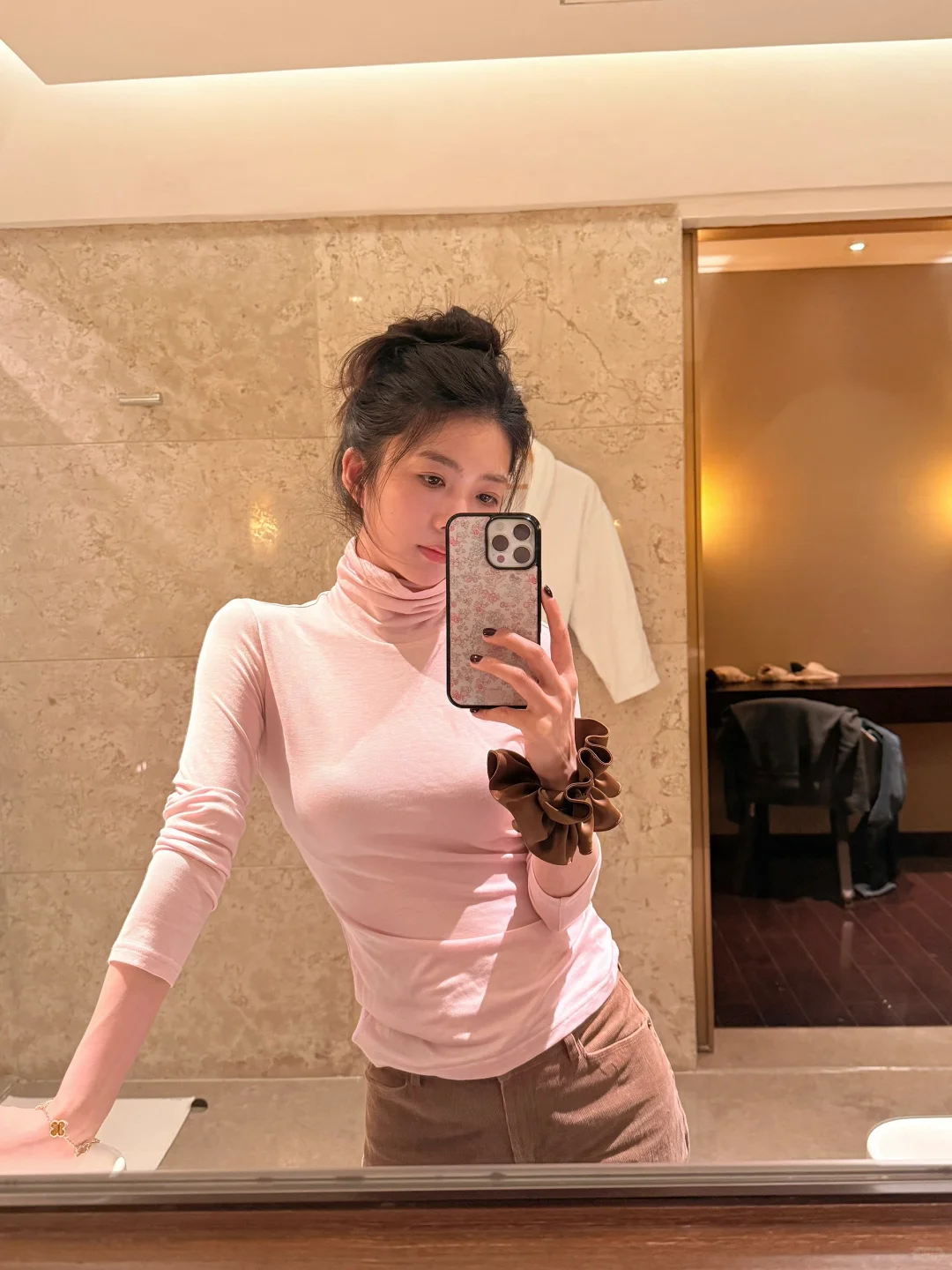 对镜🤳