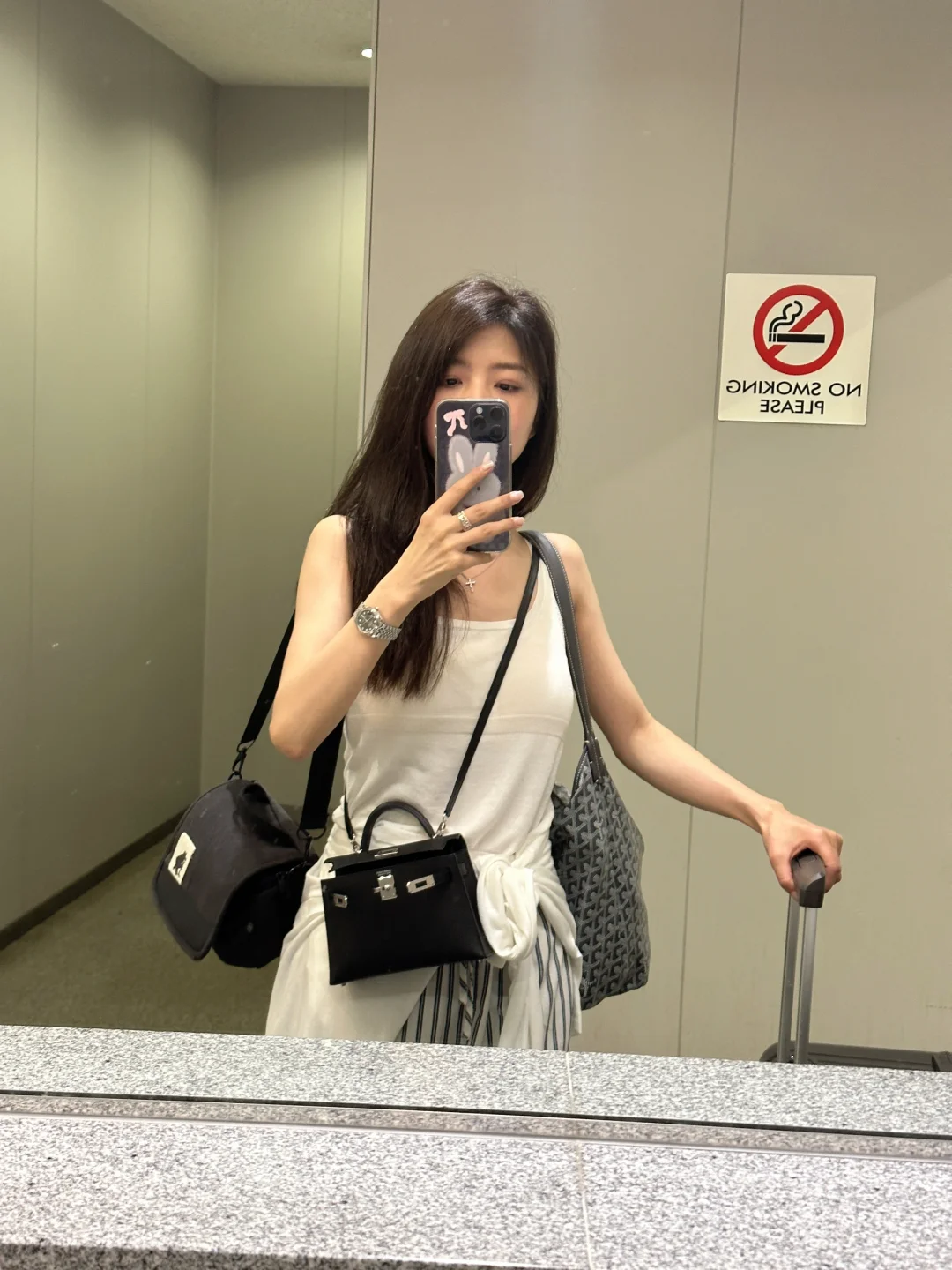 对镜🤳