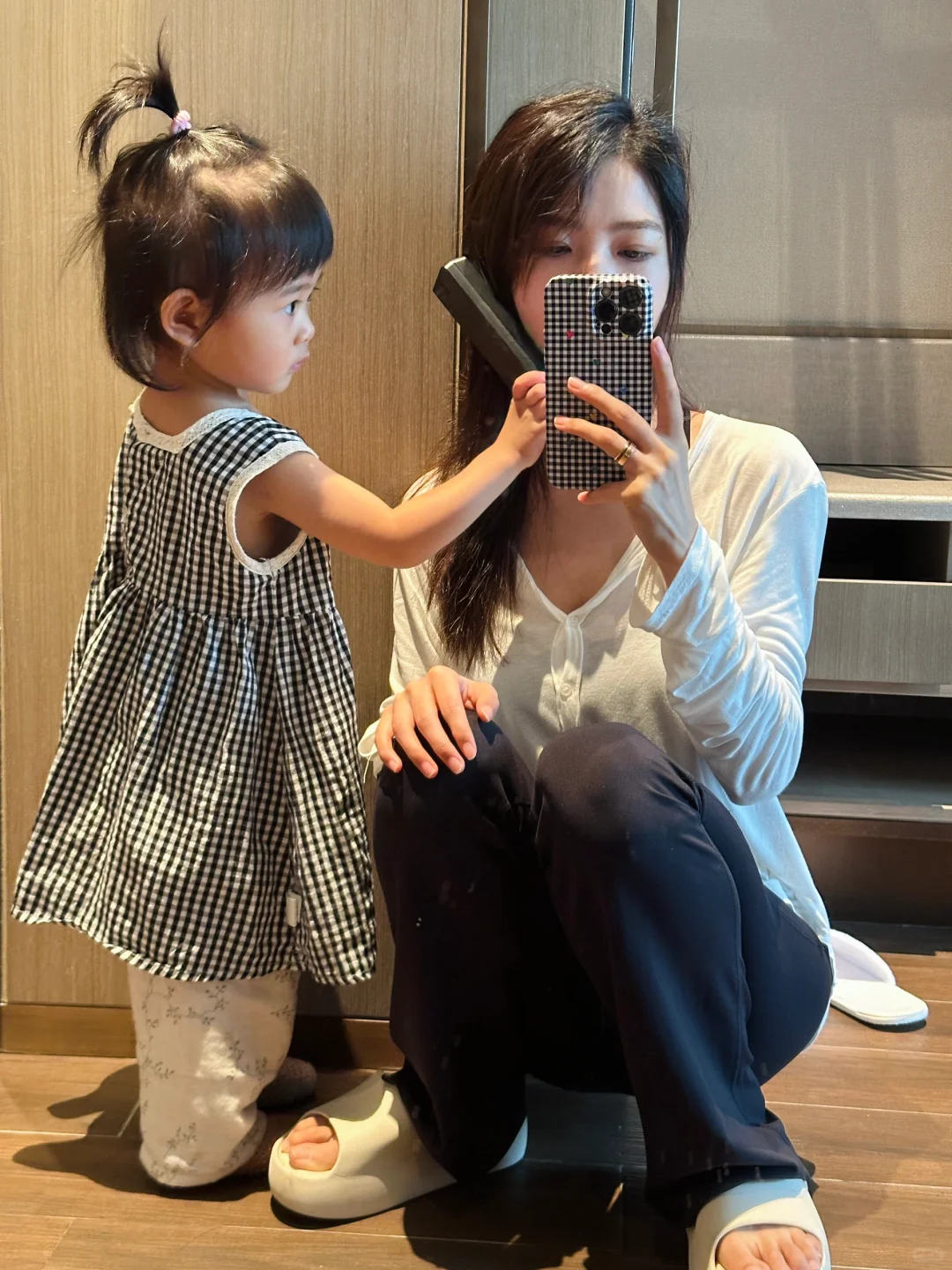 对镜🤳