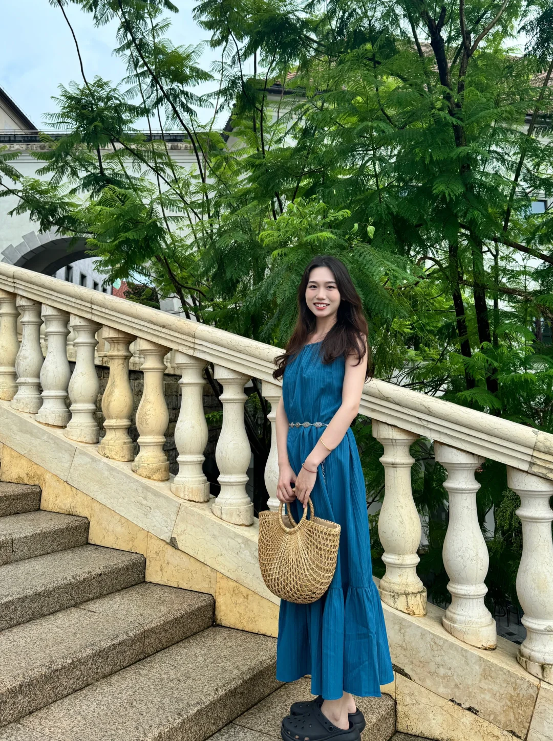 我的裙子是孔雀的颜色诶🦚💙