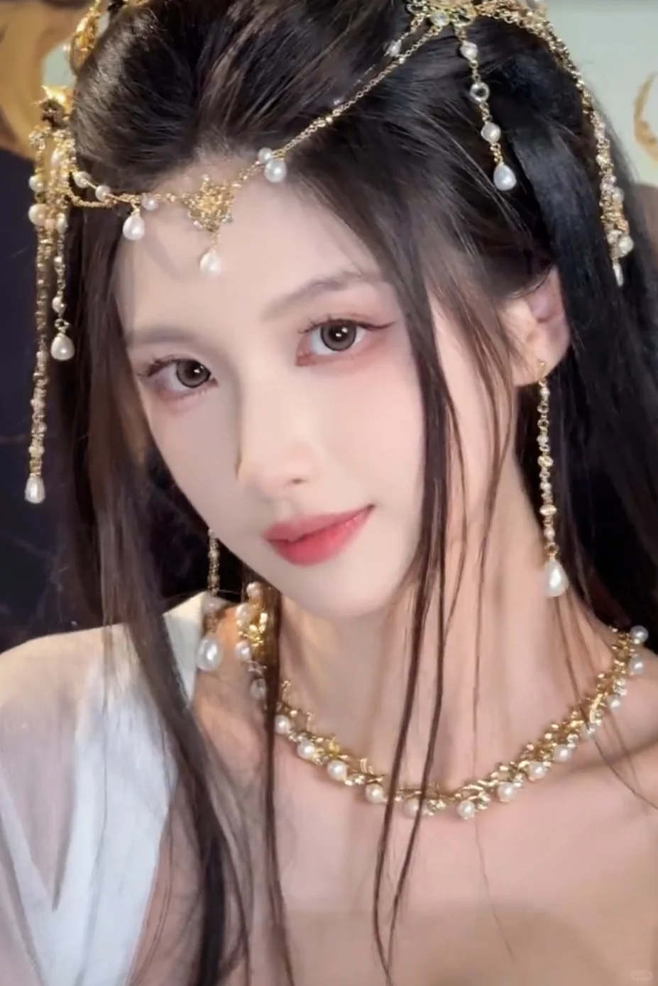 十年超模无问津，一入国漫杀四方