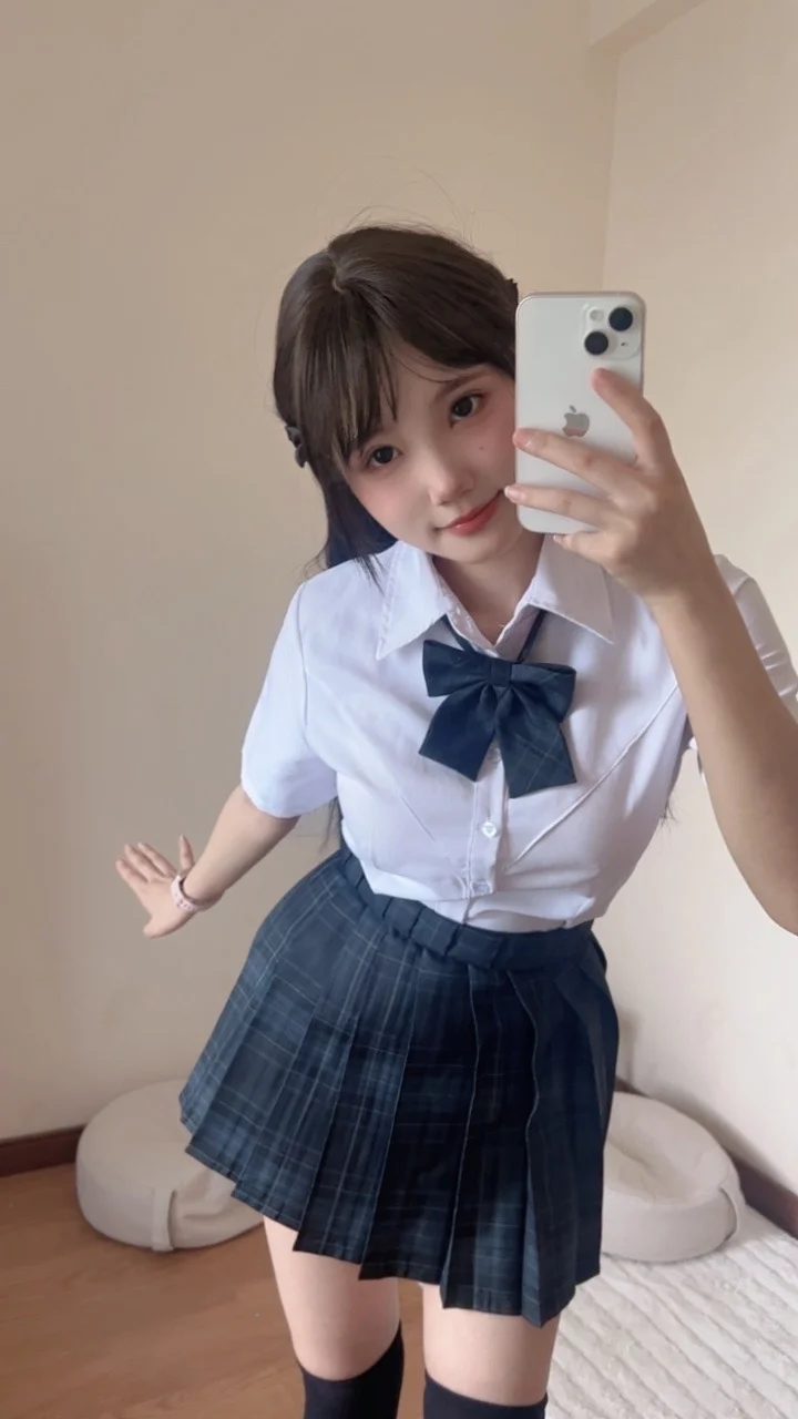 豆包ai生成的jk制服女生也太逼真