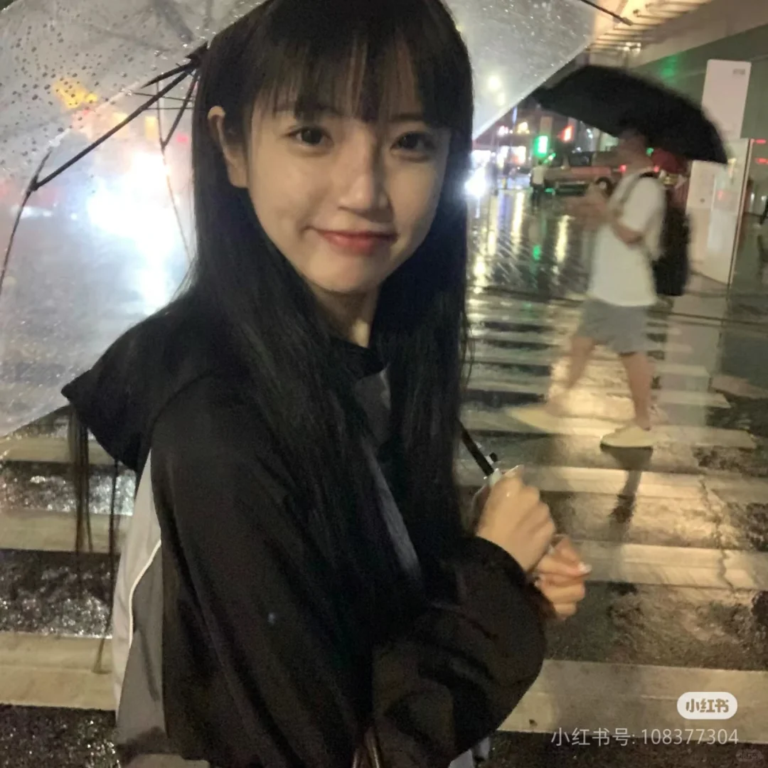 漂亮甜妹
