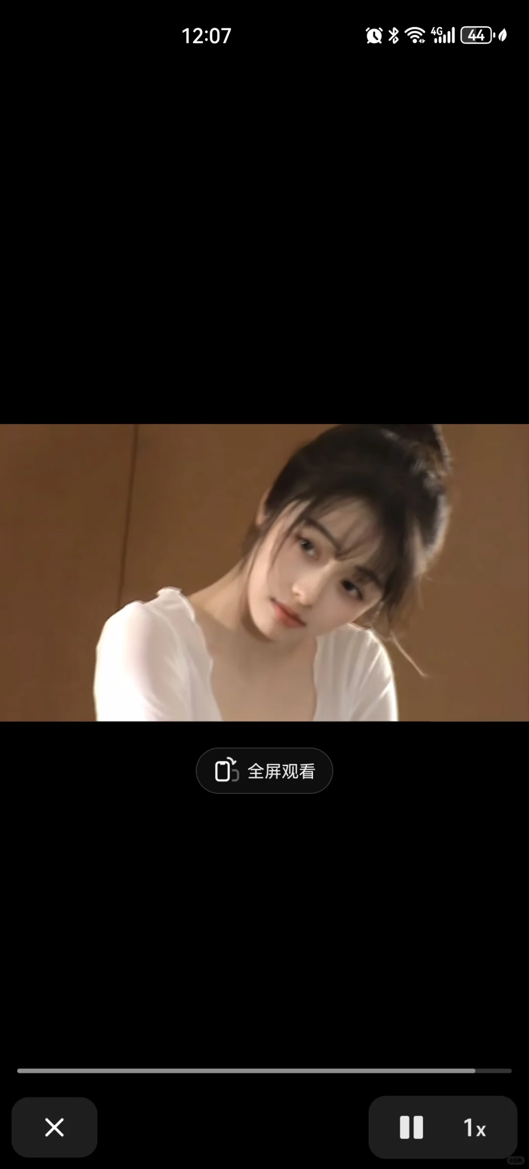 漂亮甜妹
