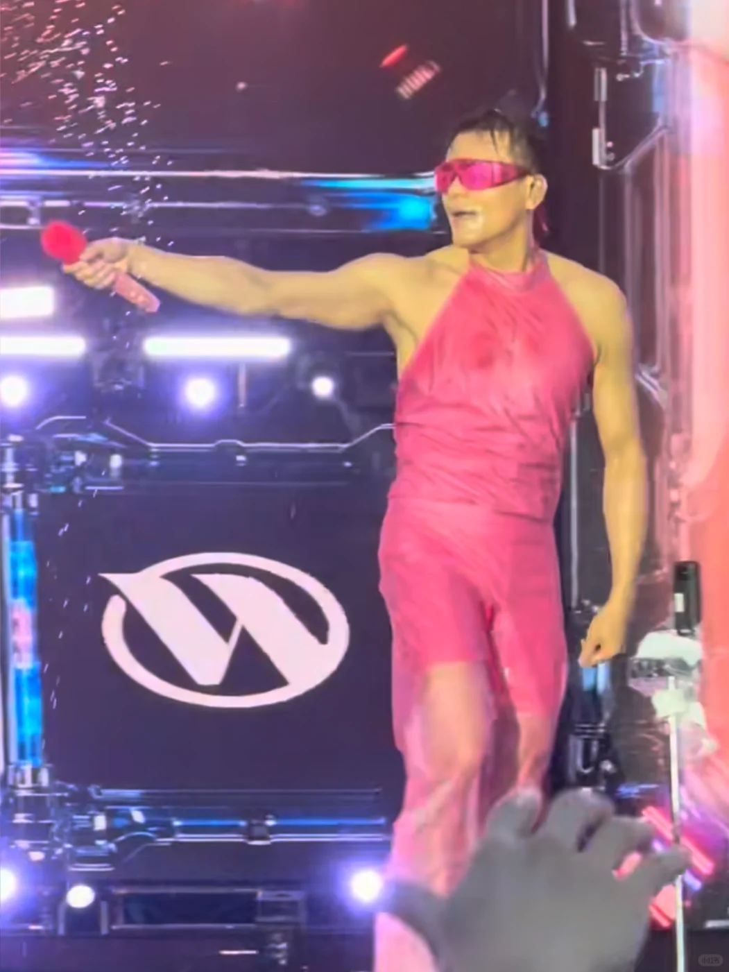 waterbomb上的多巴胺透视jyp