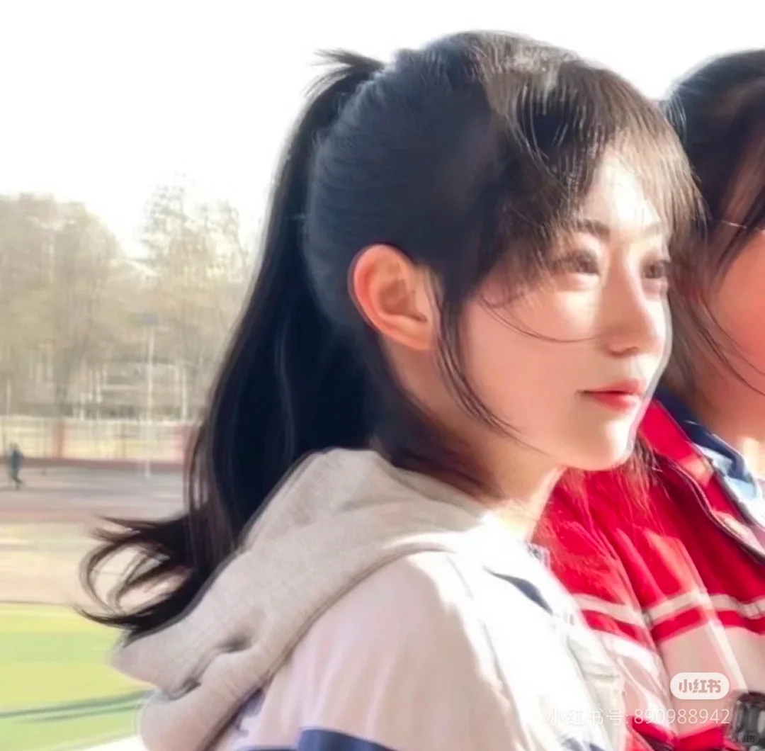 漂亮甜妹
