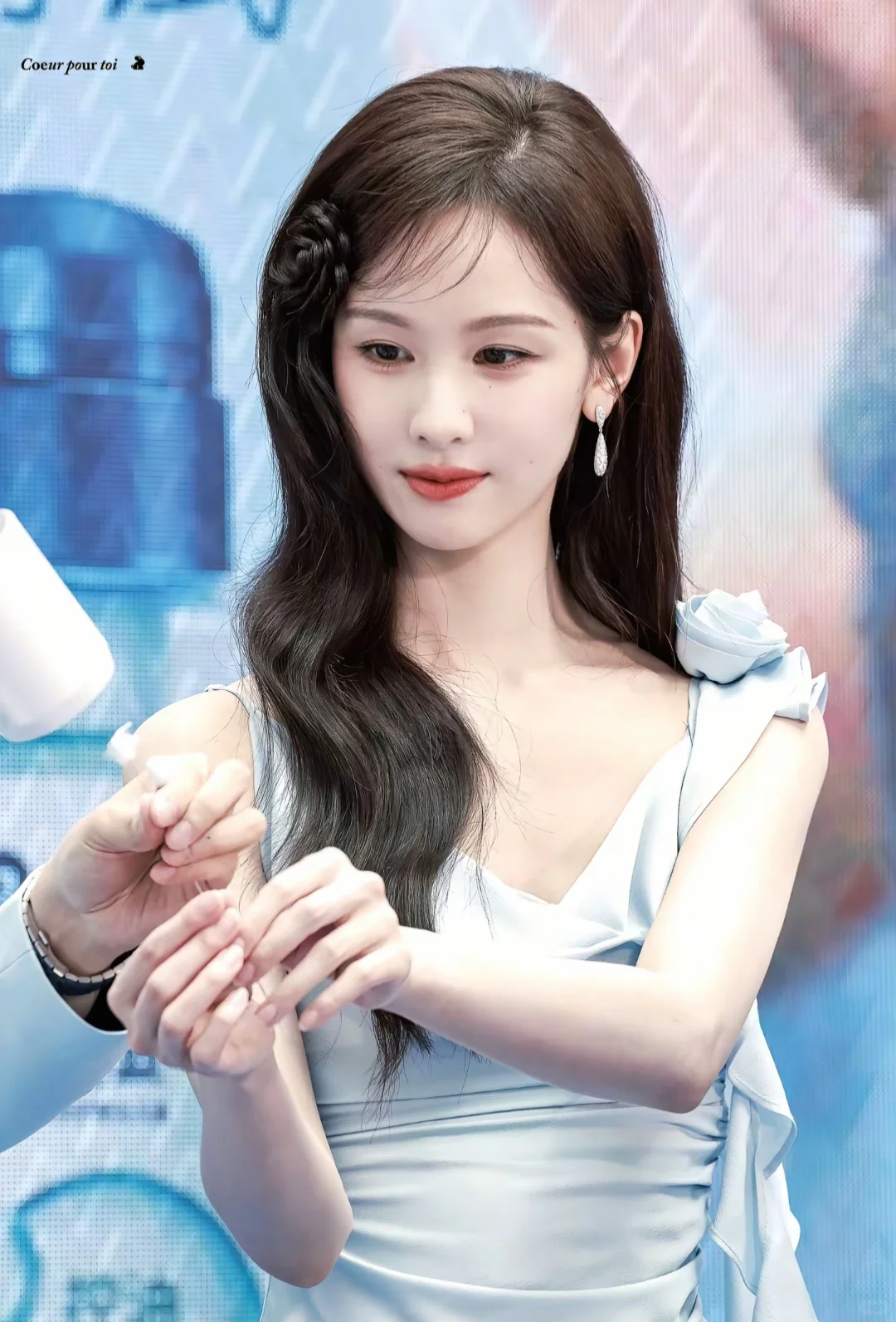 陈都灵冷艳大美女