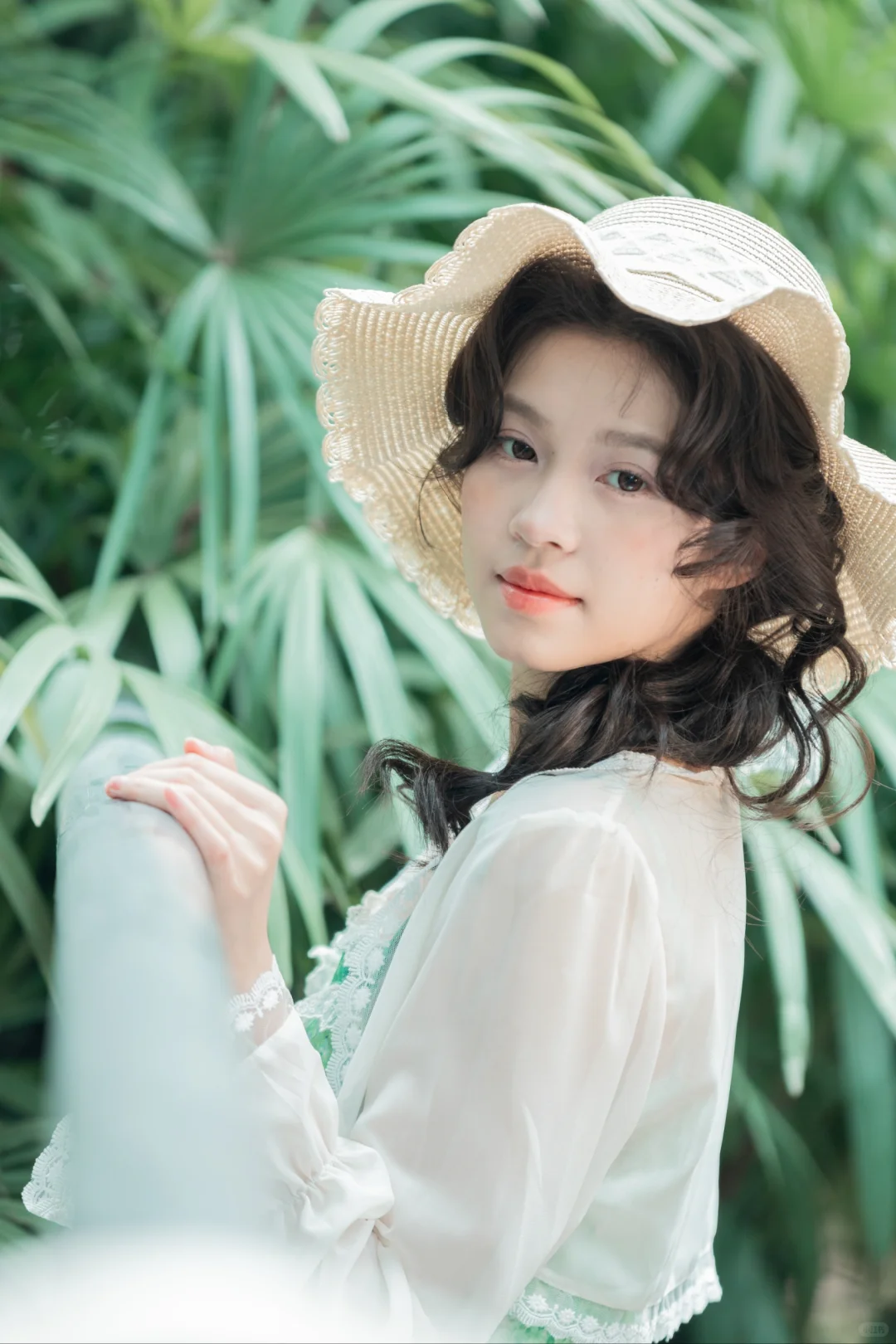 美到失语的法式复古写真👑