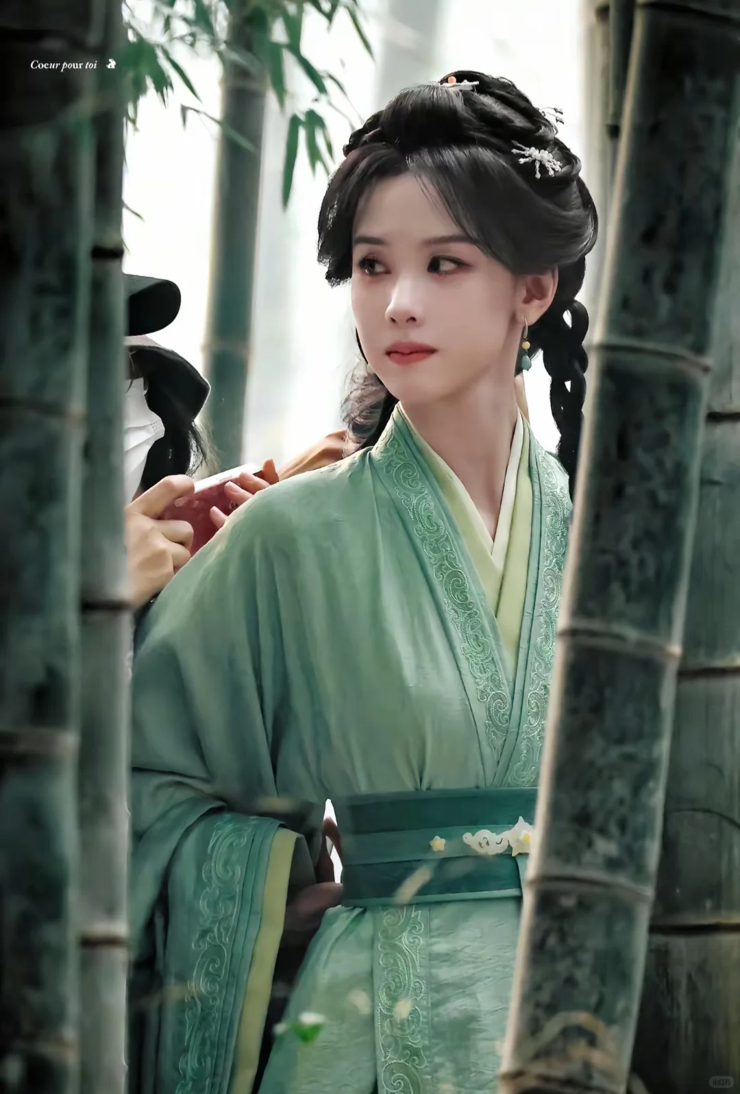 陈都灵冷艳大美女