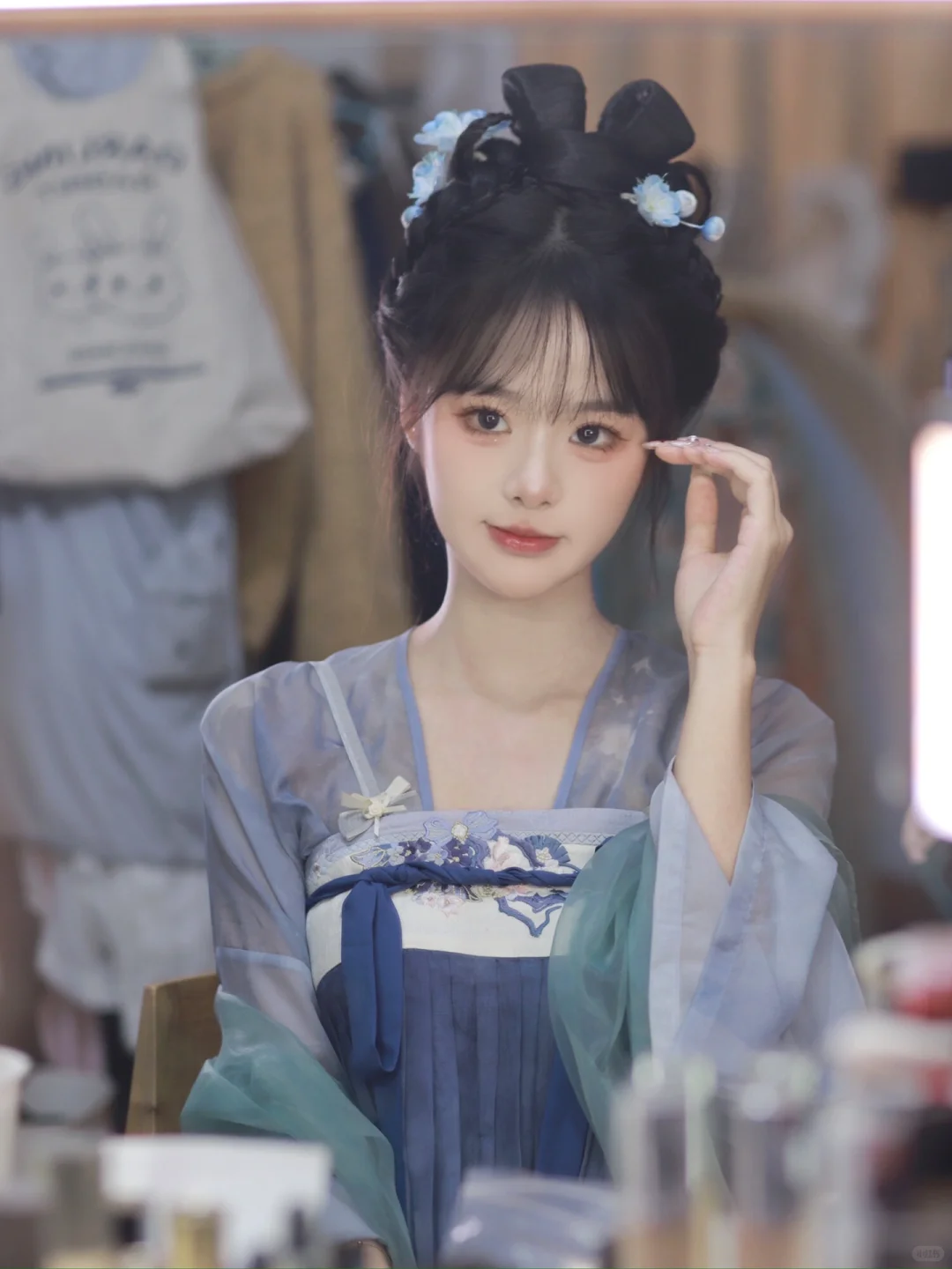 “全京城里，我算好看的小女娘吗？”
