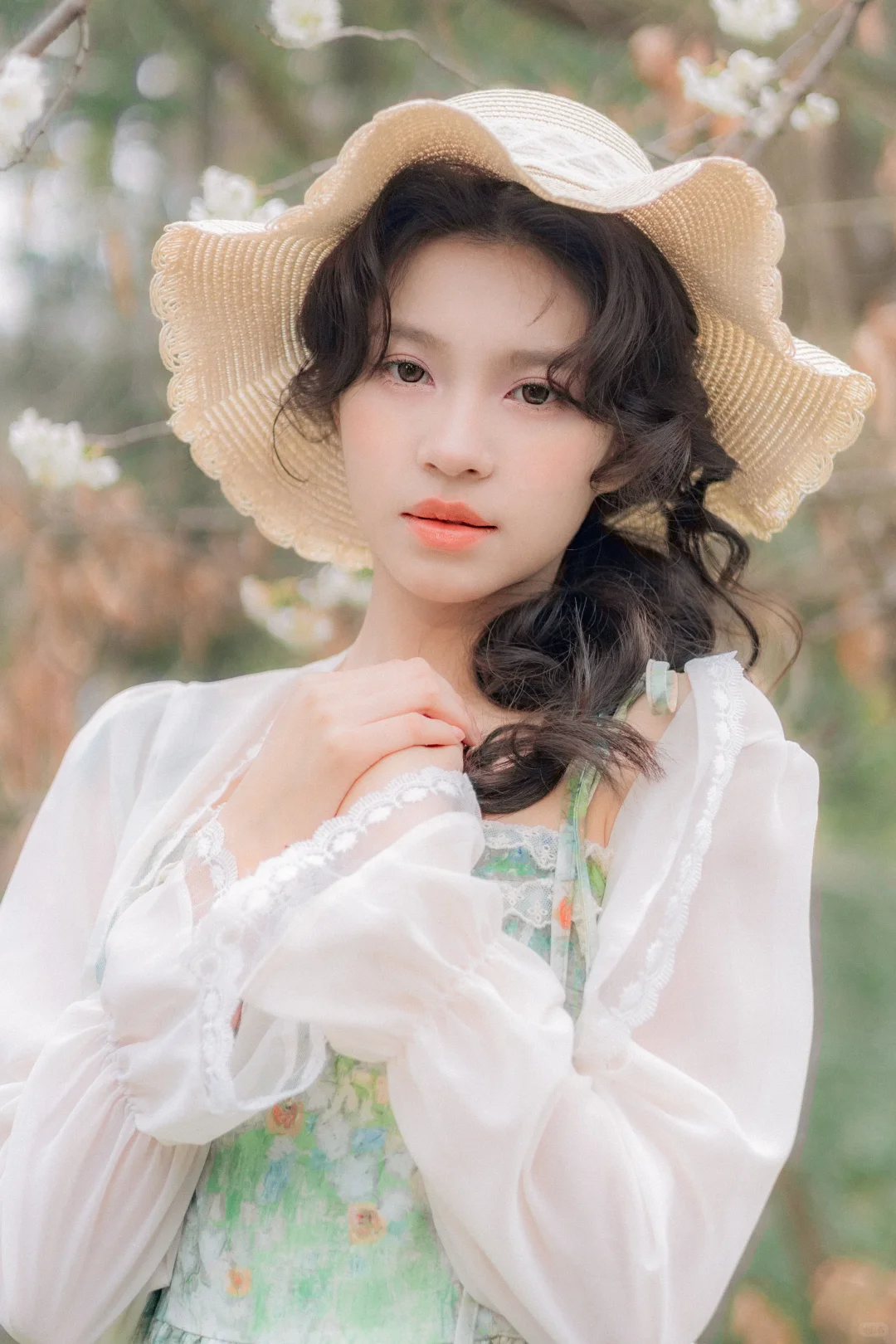 美到失语的法式复古写真👑