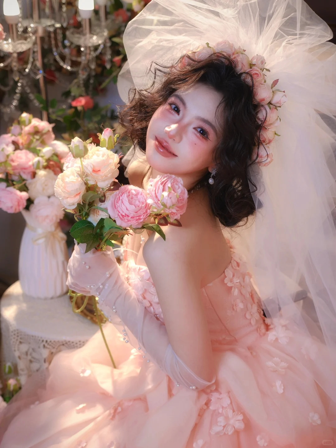 是第一次穿婚纱也是第一次写真