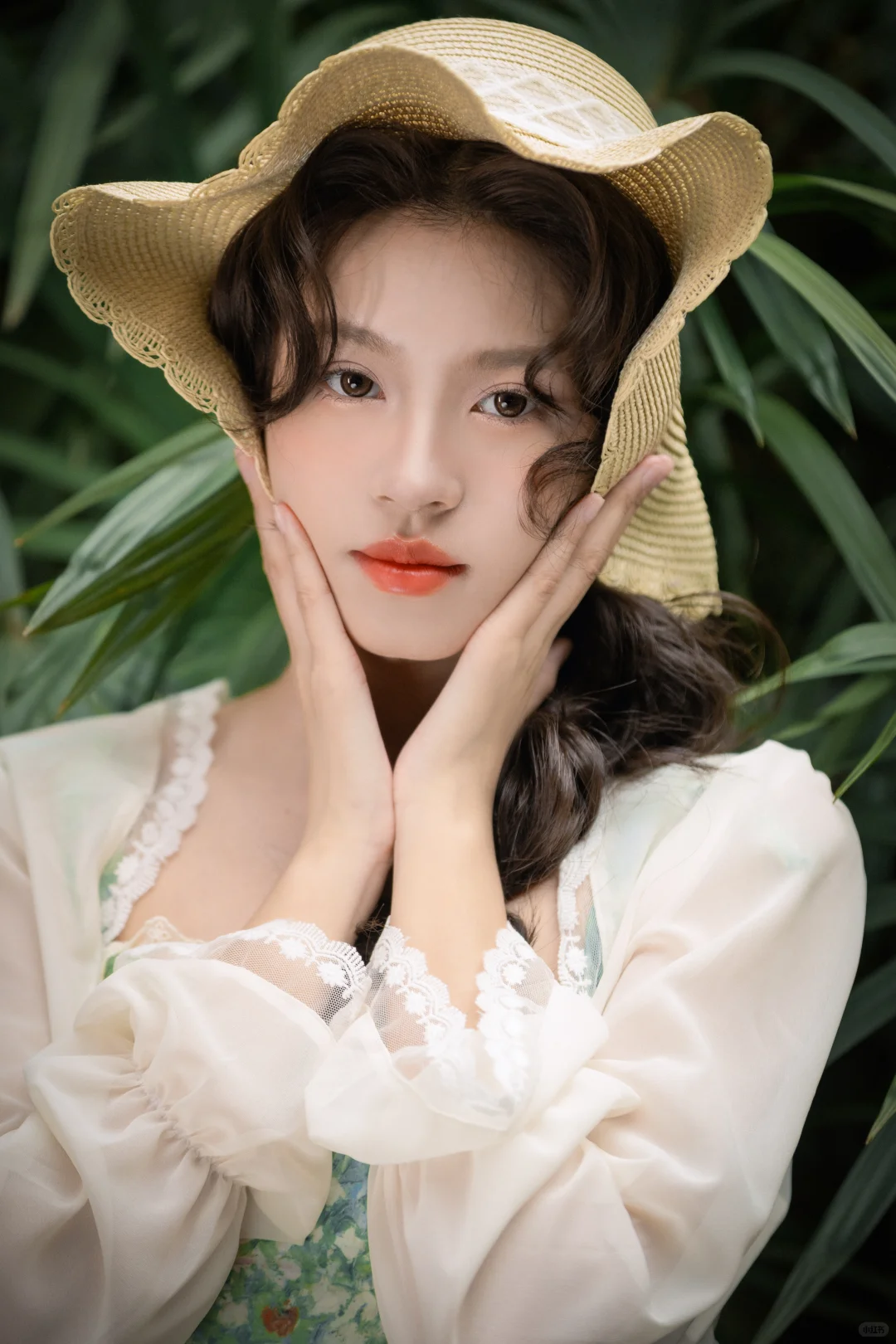 美到失语的法式复古写真👑
