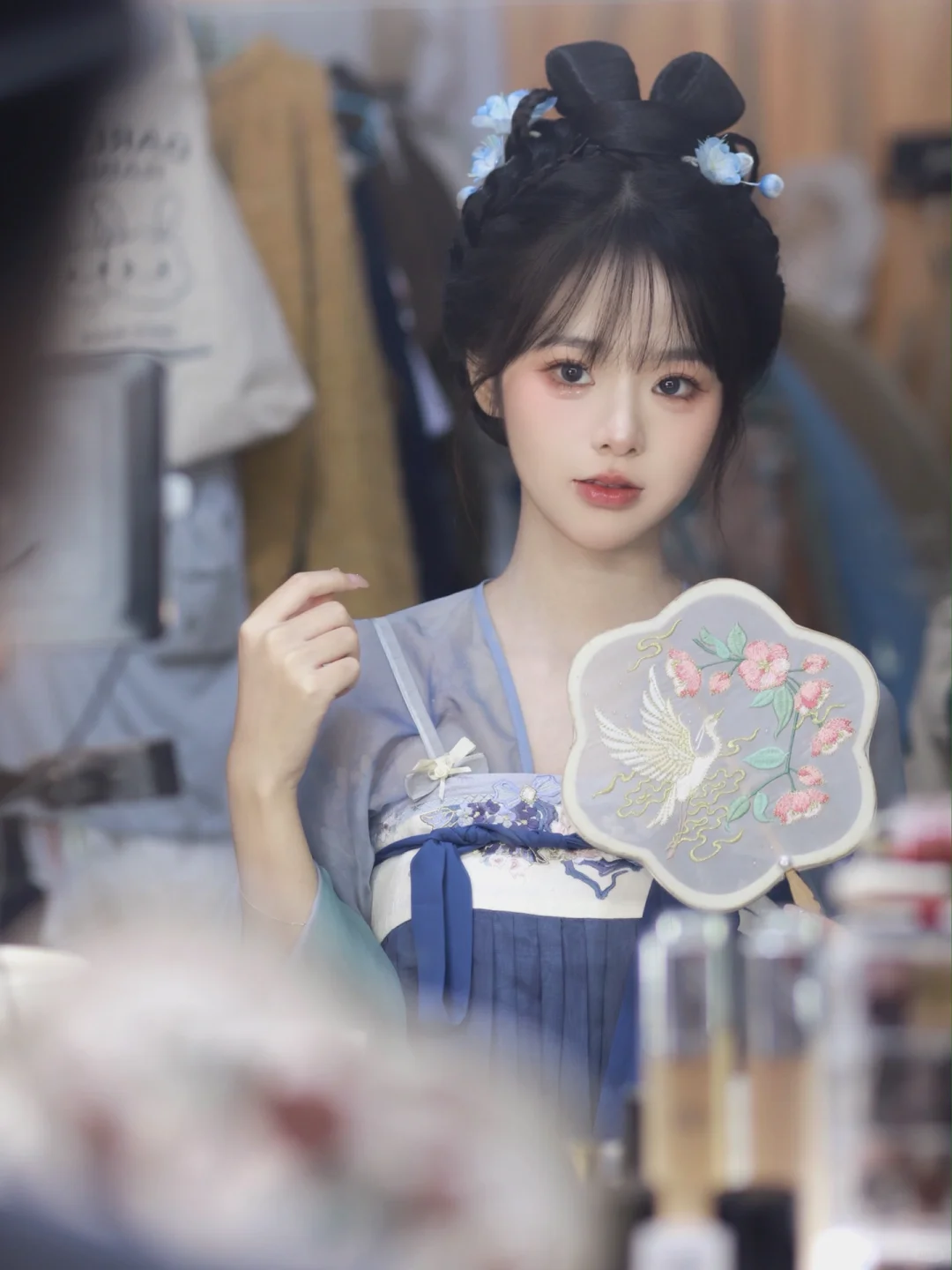 “全京城里，我算好看的小女娘吗？”
