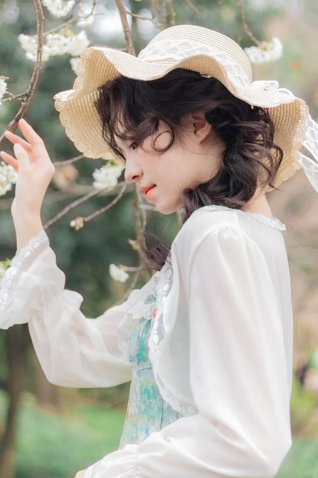 美到失语的法式复古写真👑