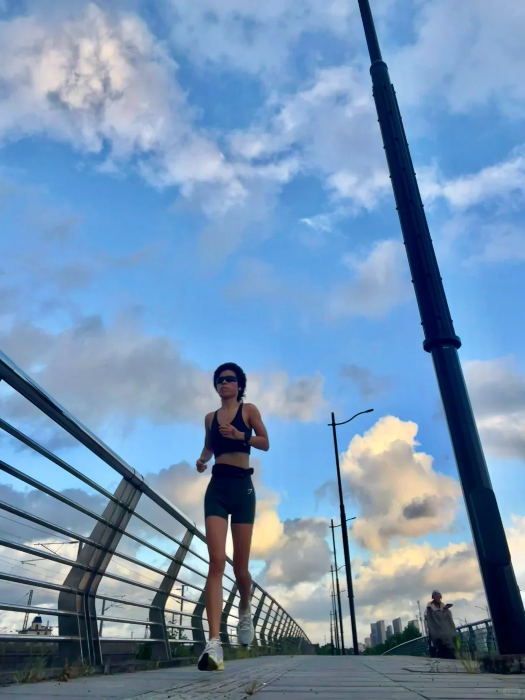 晨跑10km｜40岁长期跑步健身的身材长这样