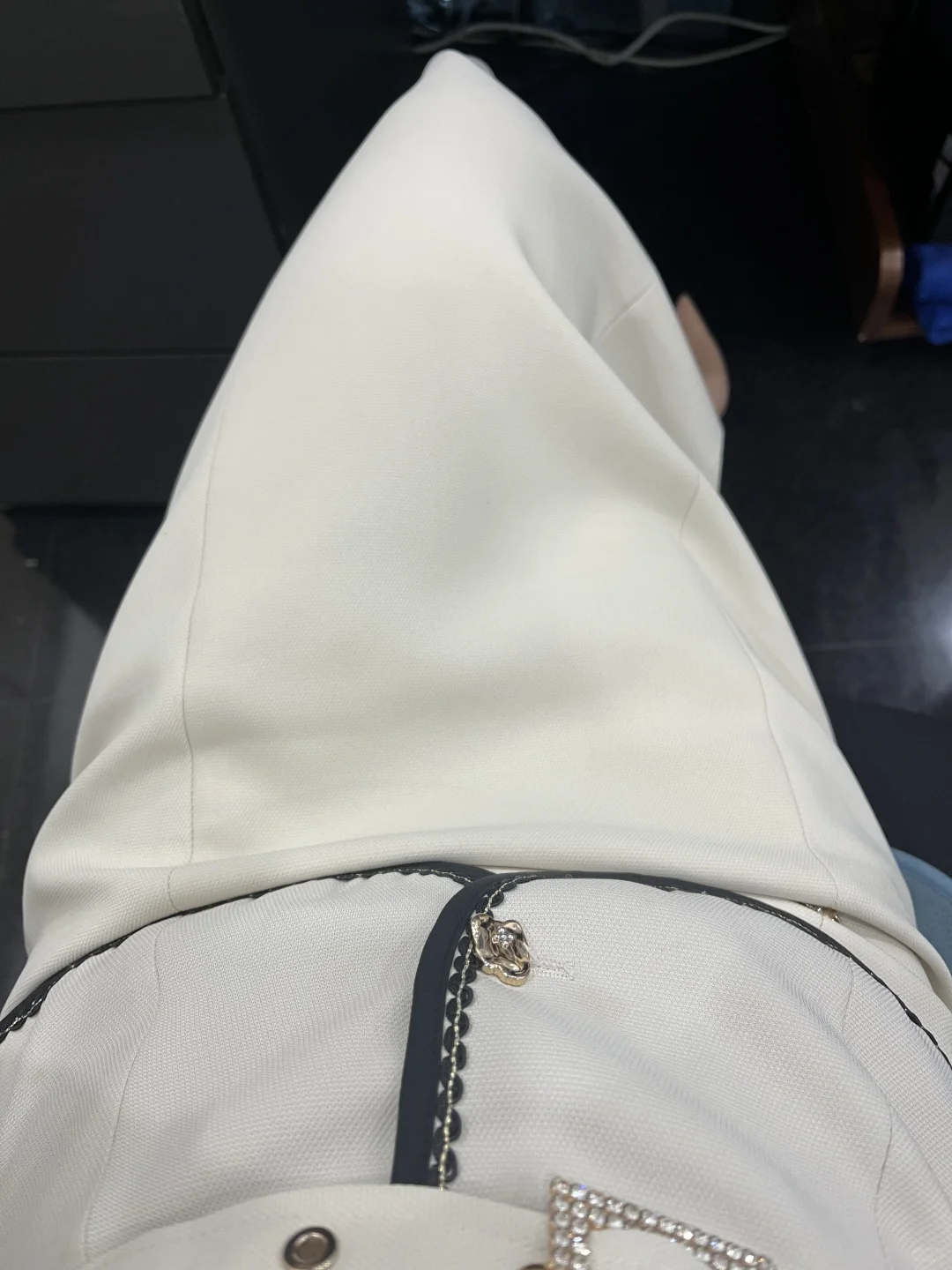 通勤风怎么可以少高跟鞋配套装