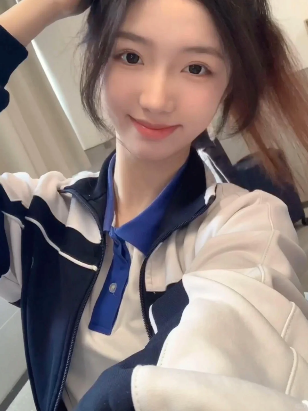 漂亮的不是我 是18岁