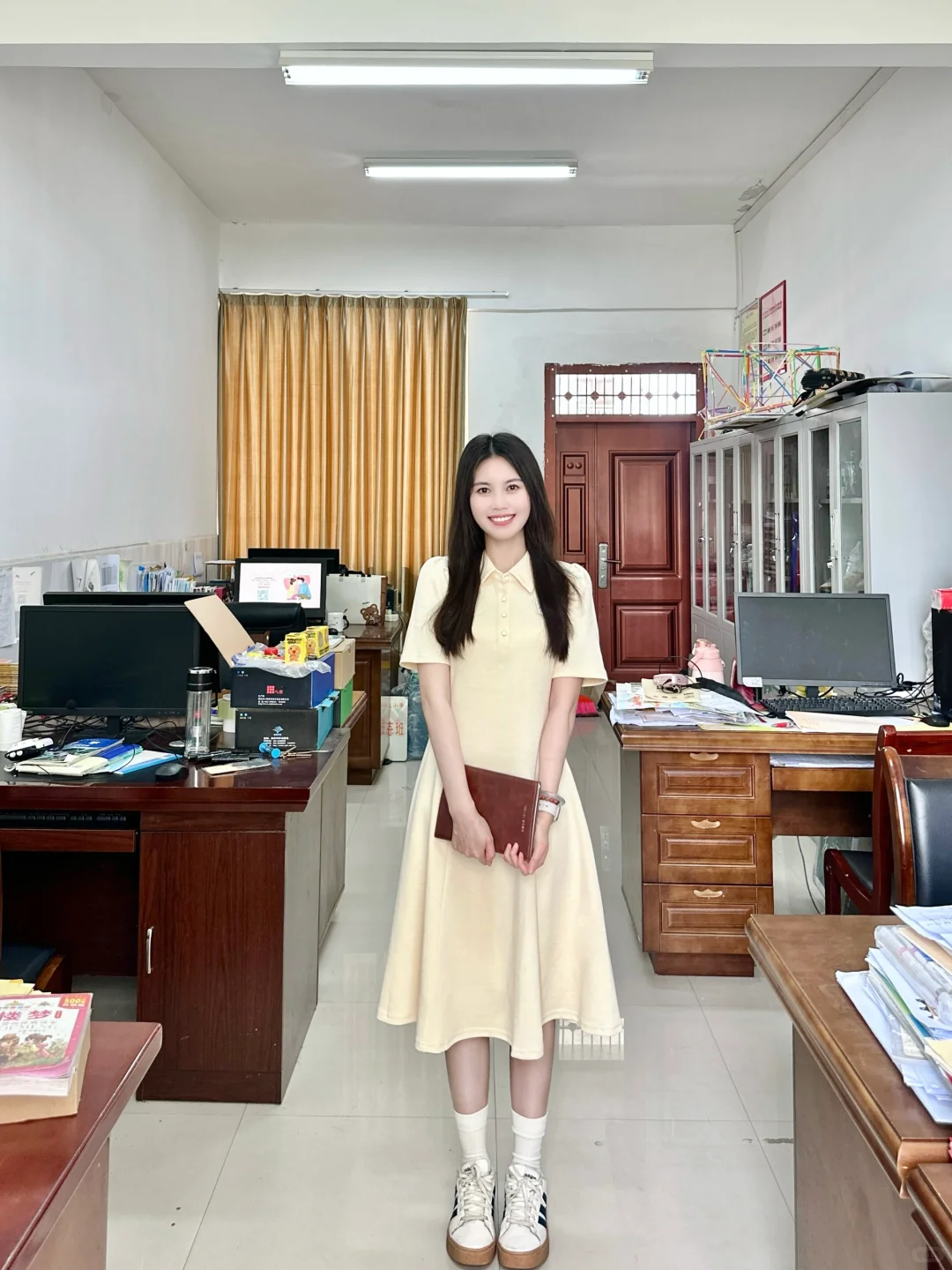 春天~明媚女教师！💐