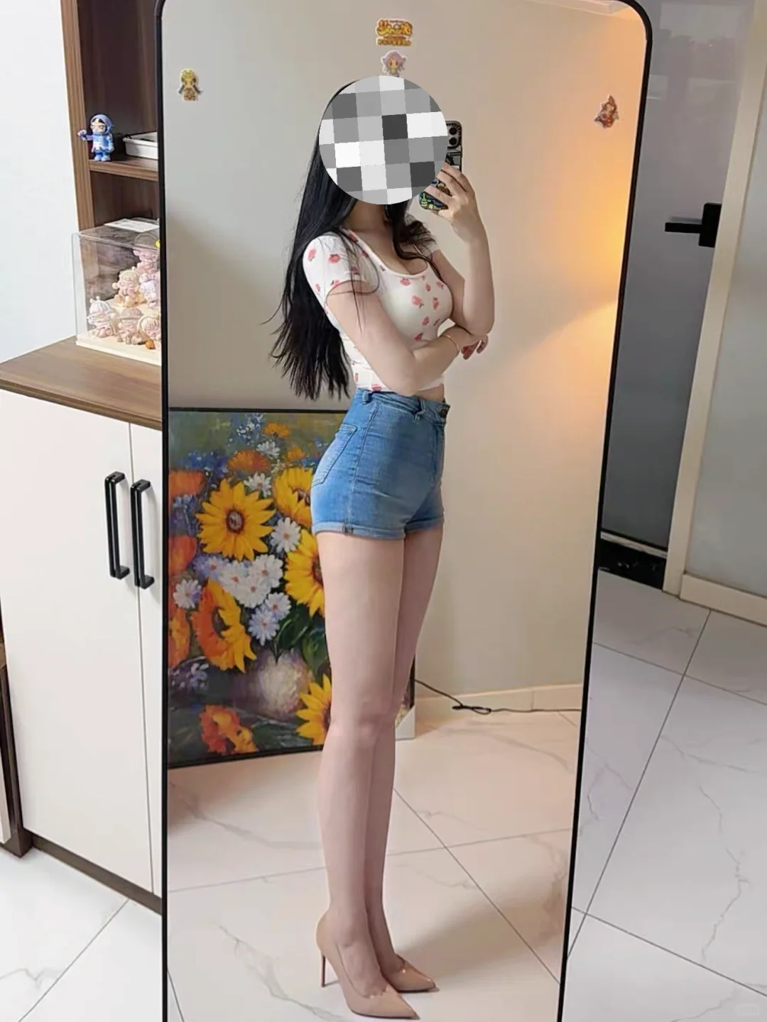 超辣热裤太显身材，不敢穿出门
