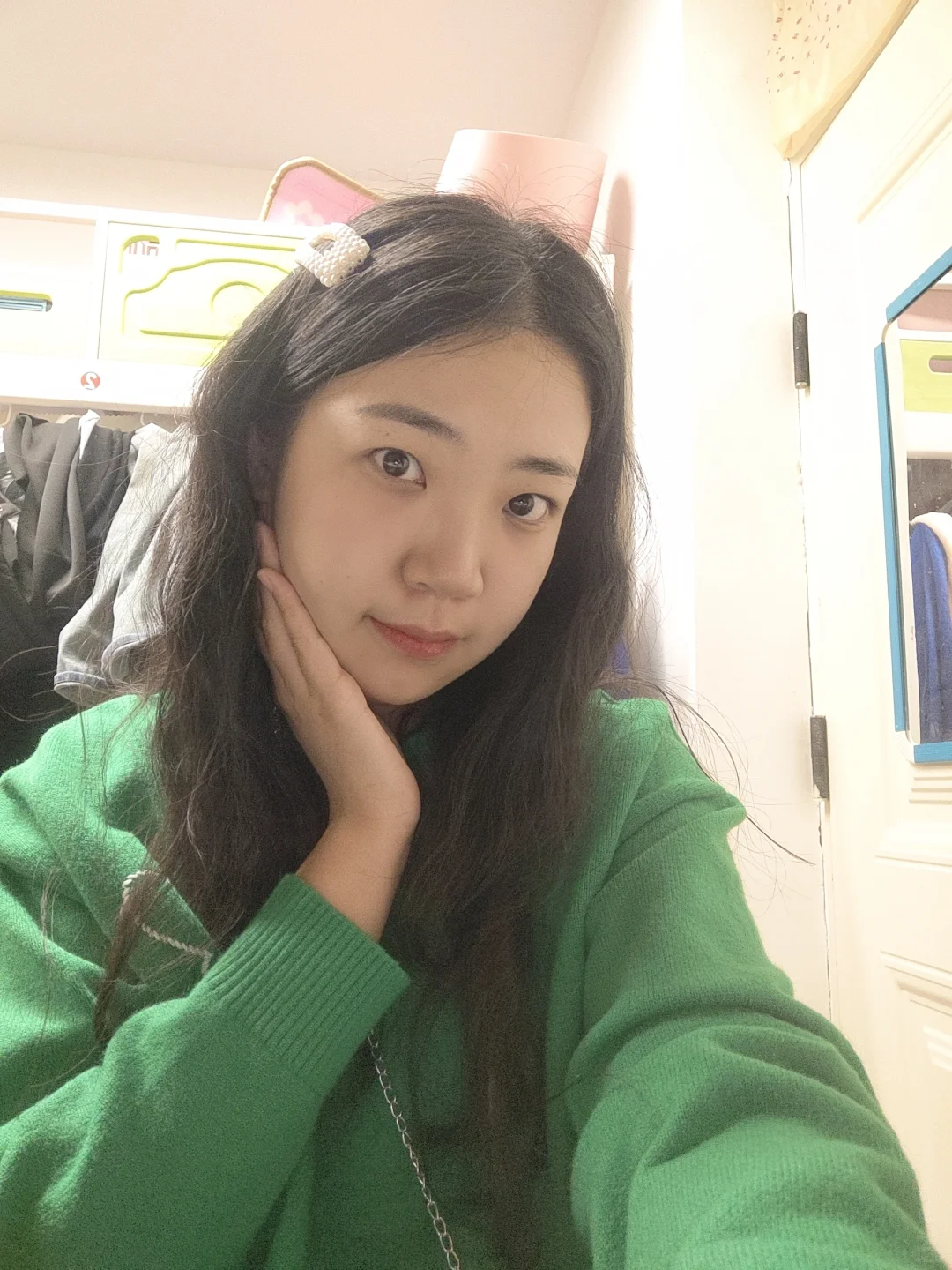 素颜，无p无美颜，应该算是现实水平中上吧