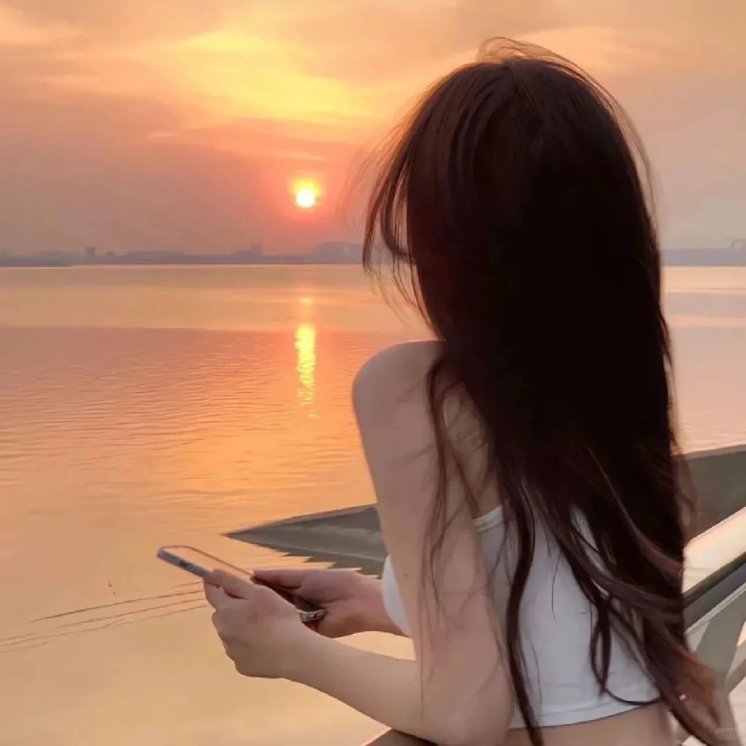 清新淡雅女头像