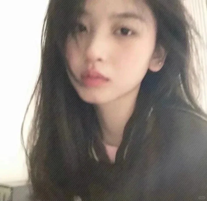 白月光头像丨低像素清冷感白月光头像