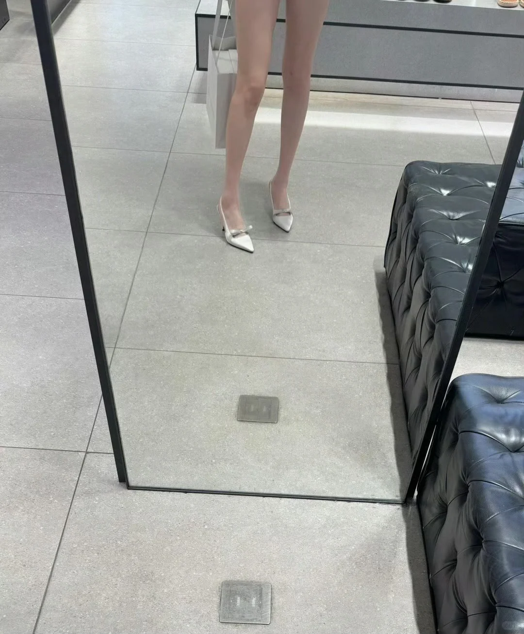 被小姐姐硬夸腿好看啦！！！🤡