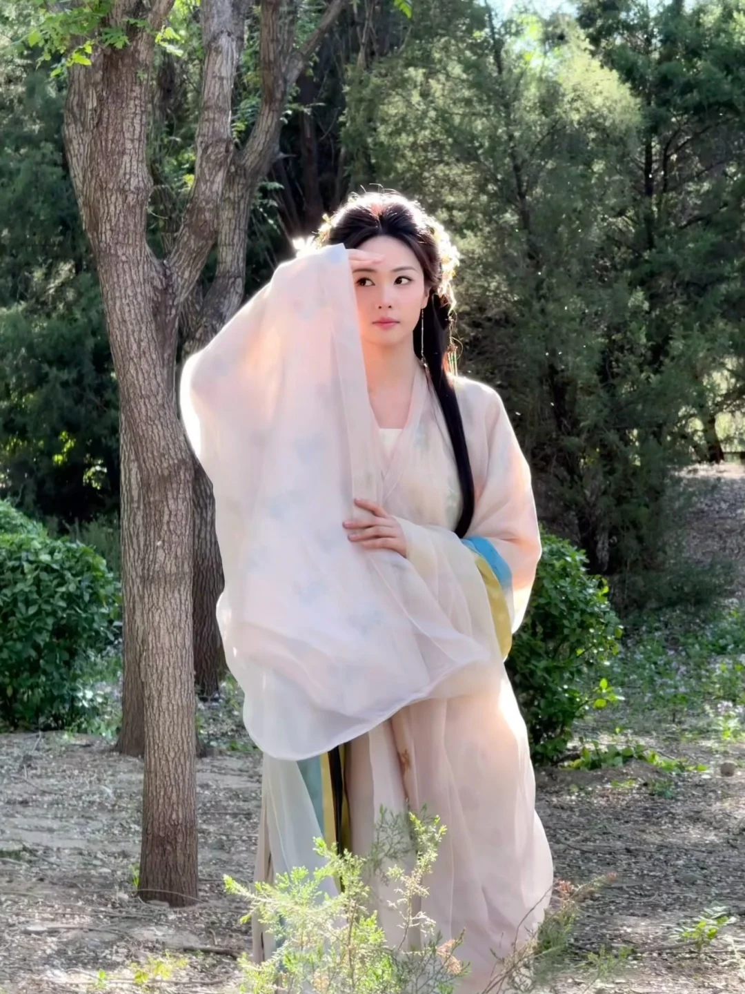 白鹿微博更新！是live图我们有救啦！！！