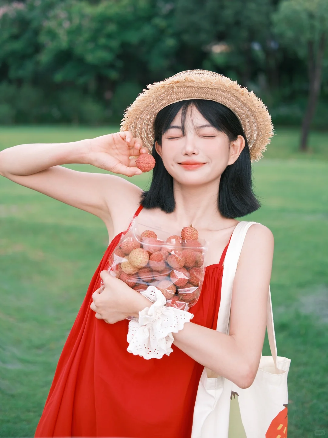 荔枝红了 夏天才算真正到来呀 ᐝ ꙳