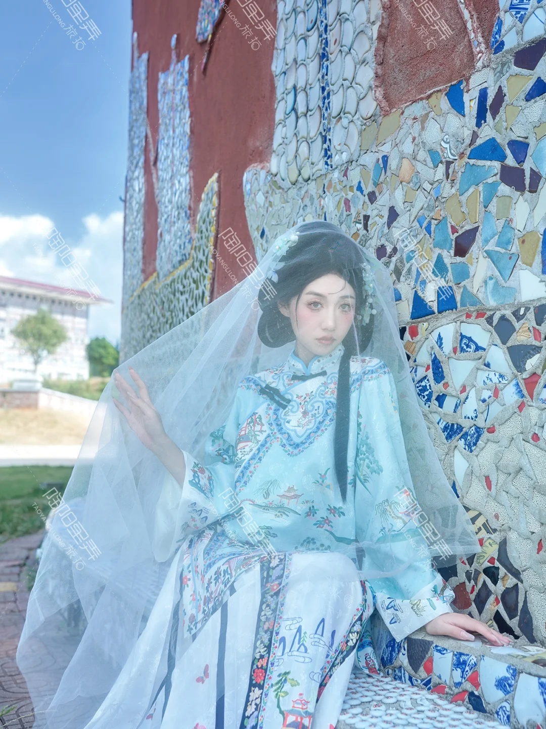 景德镇拍青绿色清汉女写真，美到想定居🎐