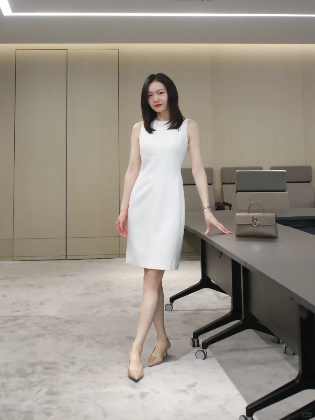 律师姐姐|春夏通勤小高跟搭配思路