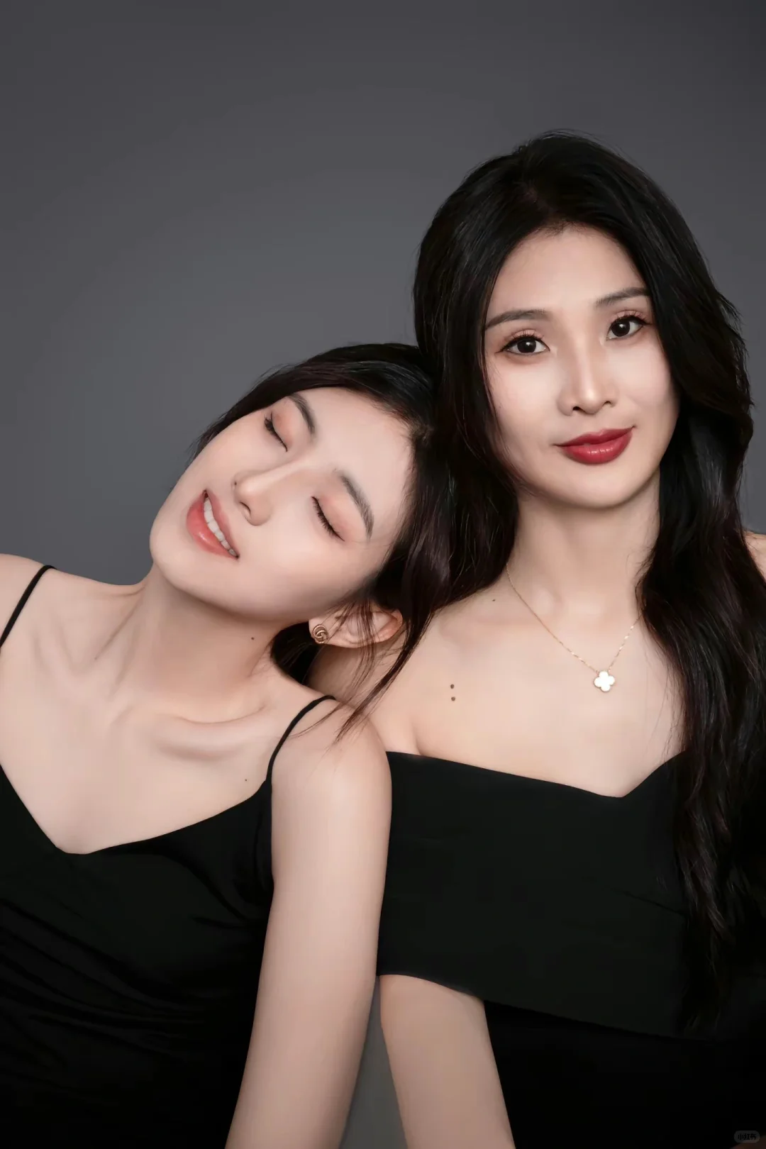 一定要带妈妈去拍一套母女写真