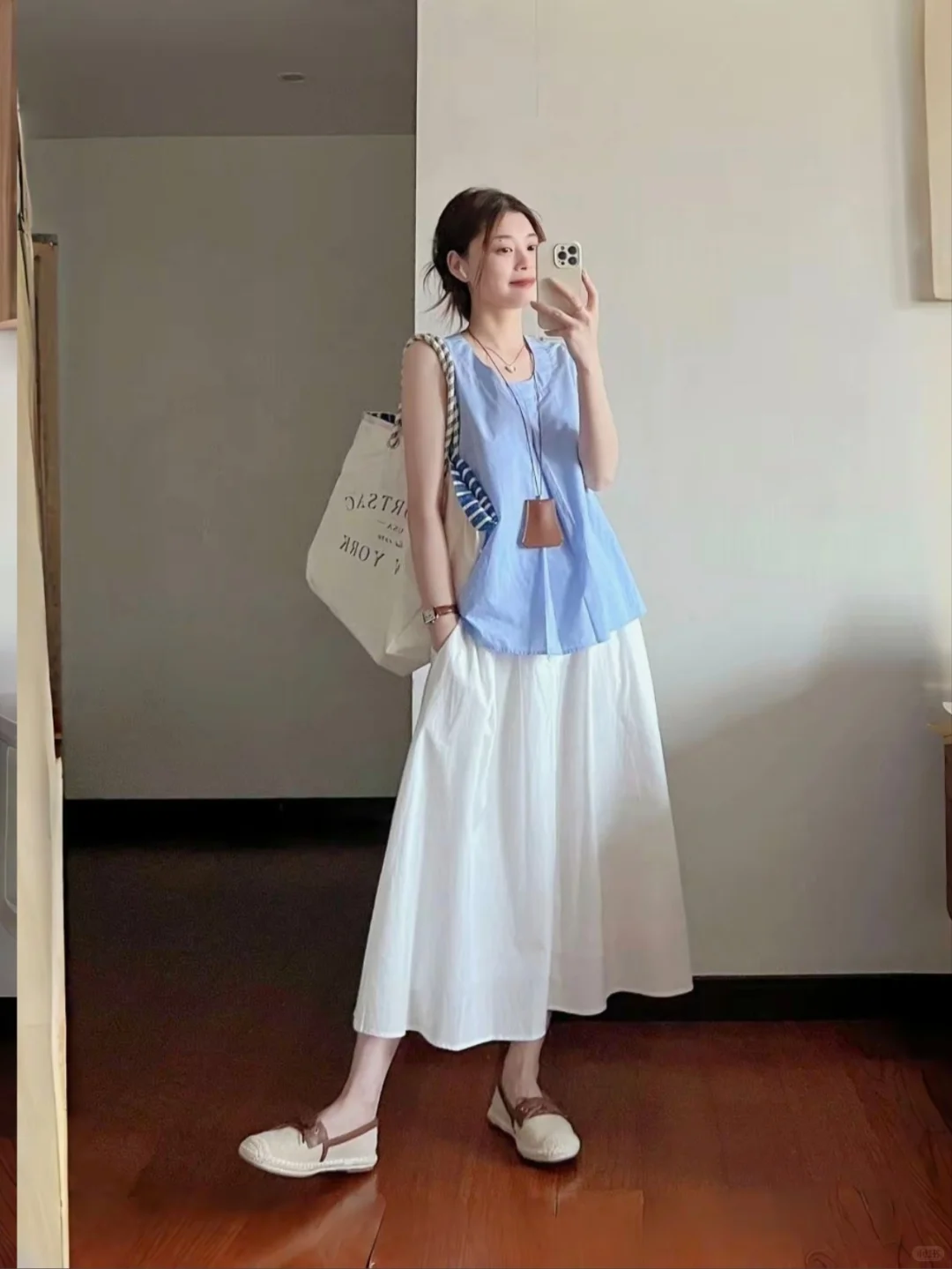 浅春系韩女氛围感穿搭