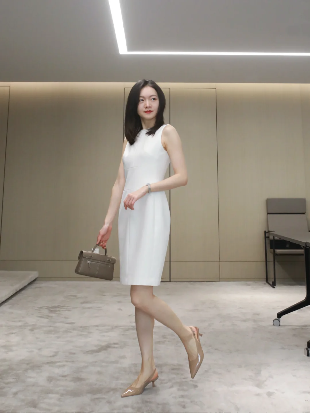 律师姐姐|春夏通勤小高跟搭配思路