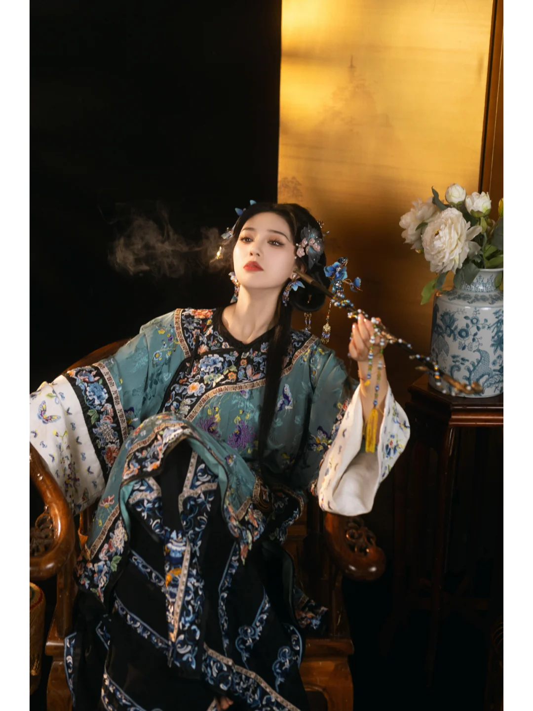 人心不是笼中鸟✨自带忧郁颓靡气质的清汉女