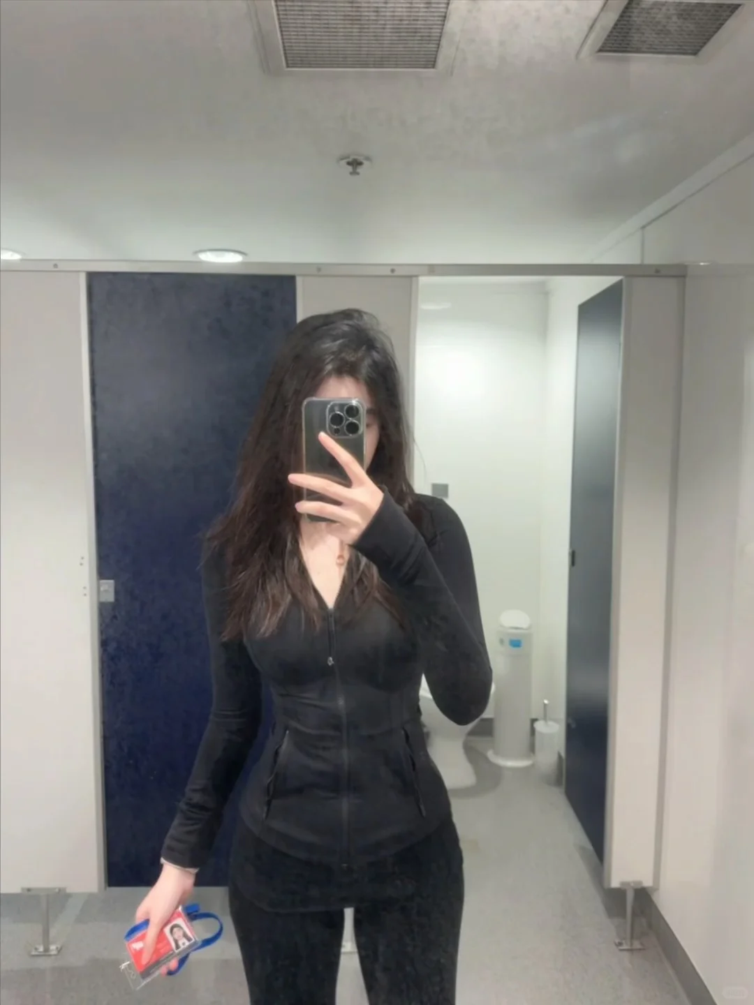内服+健身1年，好身材是姐应得的