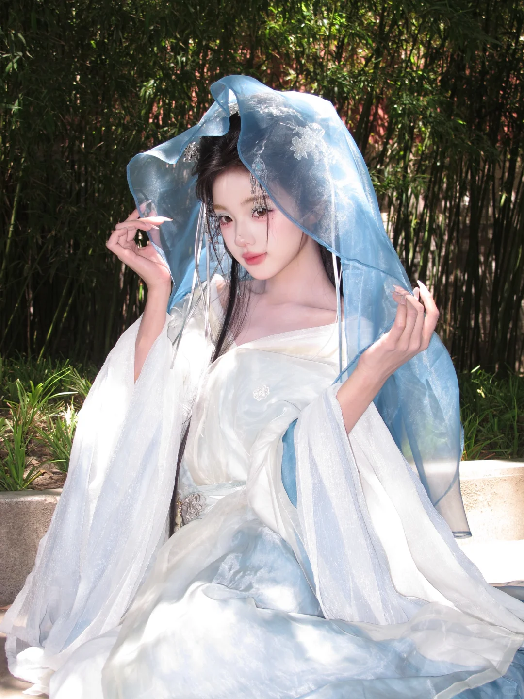 北京这样的清冷破碎感汉服妆造 试试又能怎