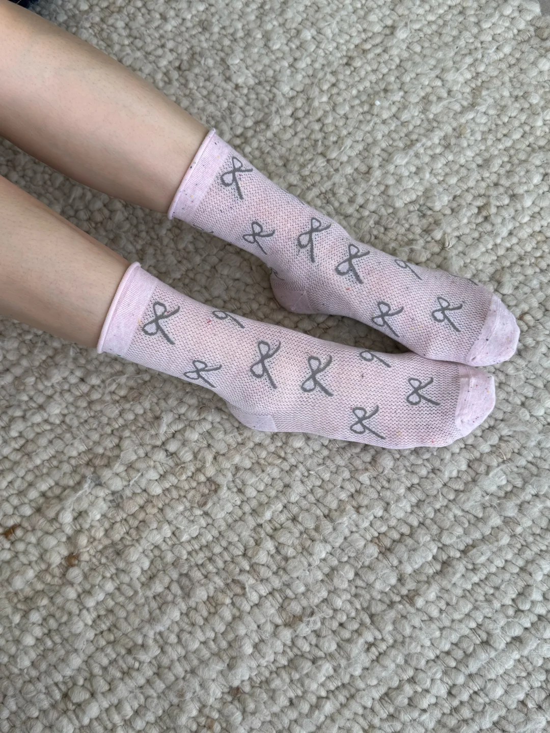 miu系🎀网眼袜也太少女了吧！