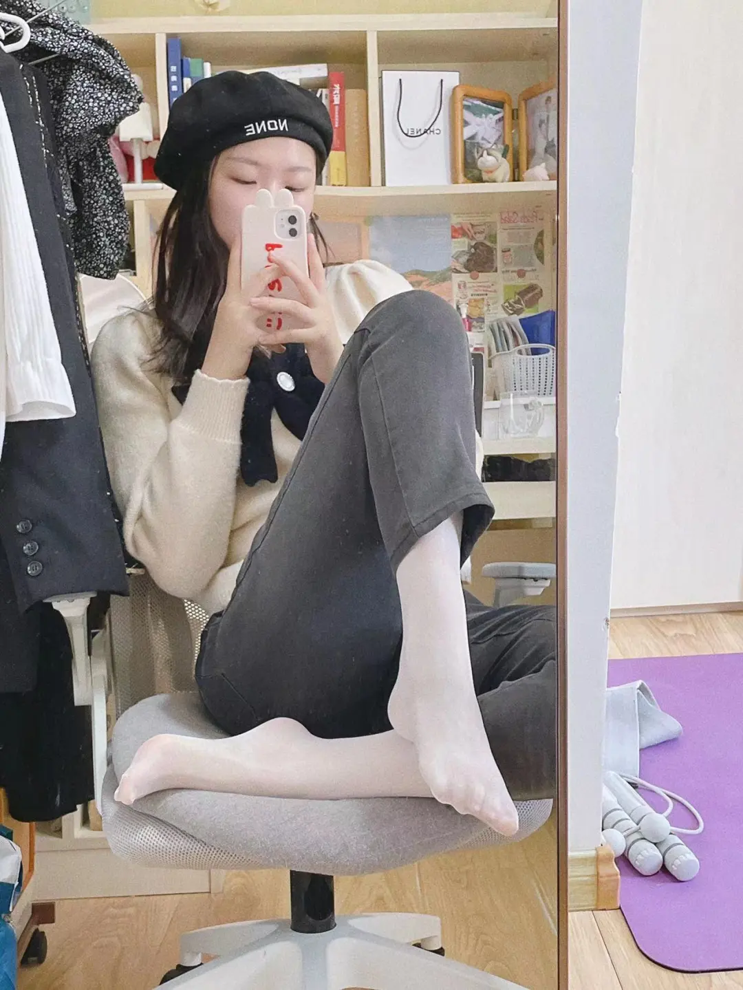 好久前的对镜拍，这双袜子真的太舒服了！