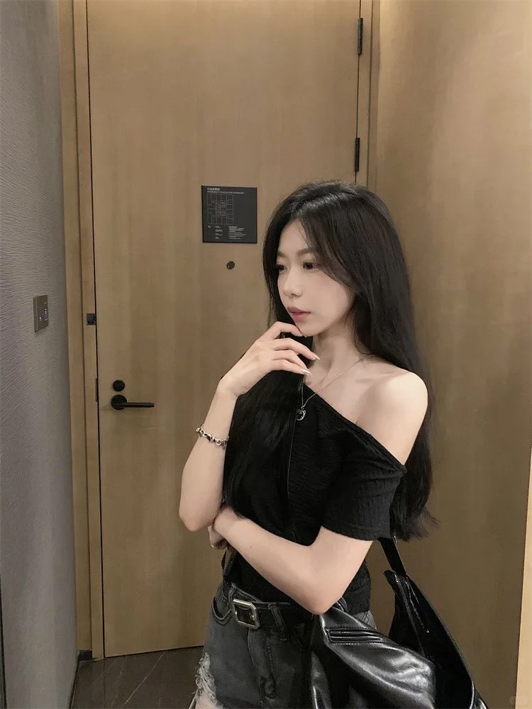 真的有被这个女孩美到！🖤