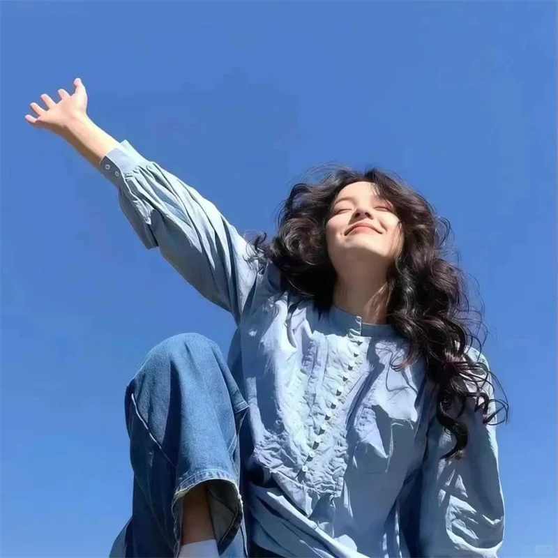 湛蓝的天空，纯净的花朵🍃