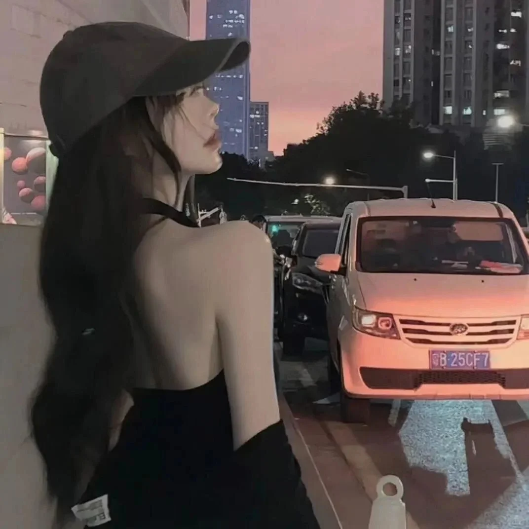 𝑾𝒆𝑪𝒉𝒂𝒕自由氛围感女头